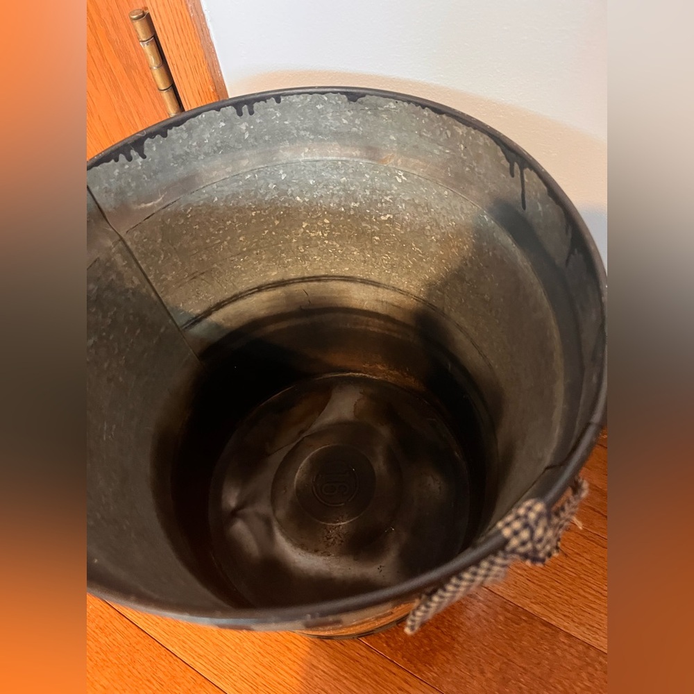 Primitive Hand-Painted Cats Metal Pail - Beautiful!! - Picture 2 of 7